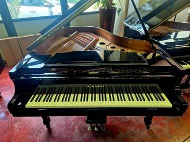 Pianoforte a coda Kawai GS 40
