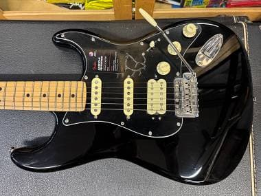 Fender STRATOCASTER AMERICAN PERFORMER HSS