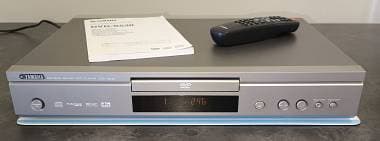 Yamaha DVD-S530 CD/DVD Player
