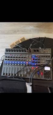 Mixer Zoom Live Track L-12