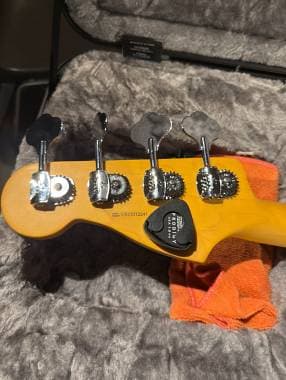 Fender Precision American Professional 2