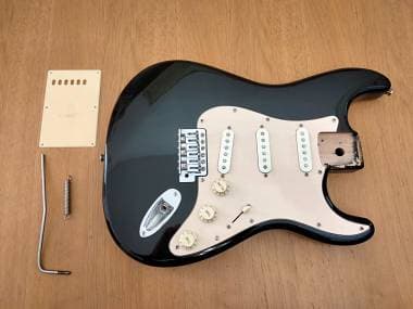 Loaded Body/Corpo Squier by Fender Stratocaster SE-100