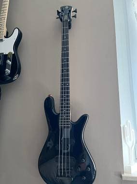 Spector Basses Performer 4