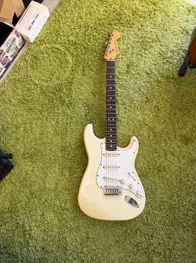 Fender Stratocaster American Standard USA EE Series 1987/88 Olympic White