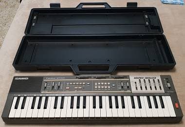 Casio Casiotone MT-100