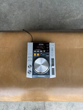 Pioneer DJ CDJ 200