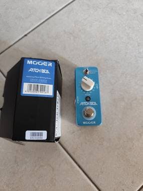 Mooer Pitch Box