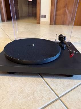 Giradischi Pro-Ject Debut EVO 2