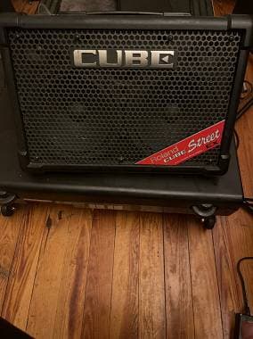 Roland Cube street ex