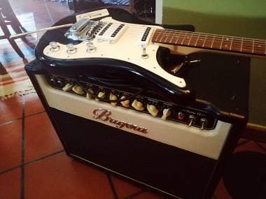 Bugera V22 amplificatore valvolare 22 watt