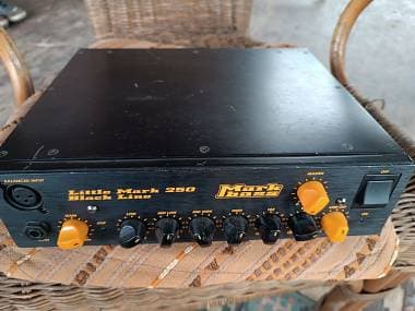 Markbass Little Mark 250 black line