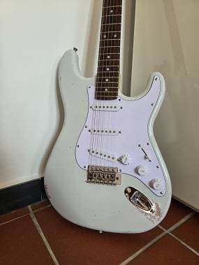 Stratocaster Partcaster Nitro Relic - Olympic White