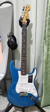 Fender Stratocaster player2 modified