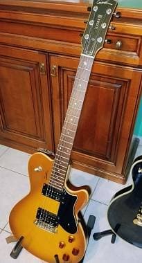 Godin les paul style Usa. 16 luglio ! ribasso
