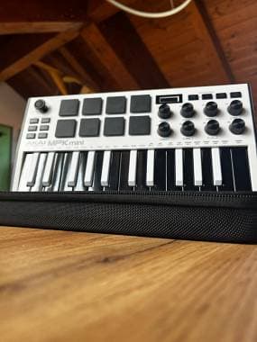 Akai Professional MPK Mini MK3