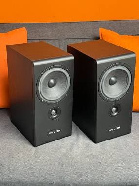 Pylon Opal Monitor - scambio con Hofner HCT 500/2