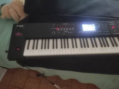 Roland FA 08