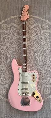 Squier Bass VI basso elettrico