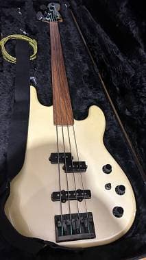 Fender Jazz Special Fretless 1987