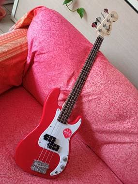 Squier by Fender Mini Precision Bass