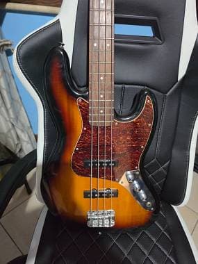 Squier by Fender Squier CV 60s Jazz Bass