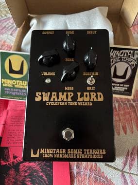 Minotaur Sonic Terrors Swamp lord big muff triangle Russian