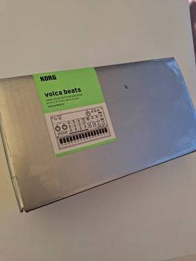Korg Volca beats con alimentatore