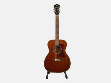 Guild Om-120 Natural Usato