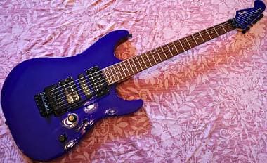 2001 Squier Stagemaster Super Strat Vintage Rara Chitarra Elettrica HSH 24 tasti