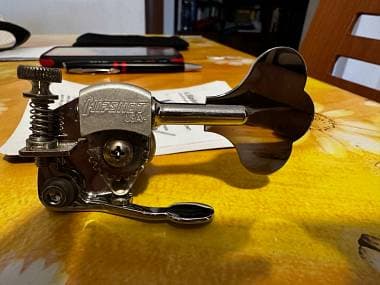 Hipshot USA Ultralite Bass Xtender 3/8 - Chrome - Regular