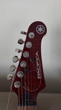 Venfo chitarra elettricaYamaha Pacifica 612V II FM Root beer