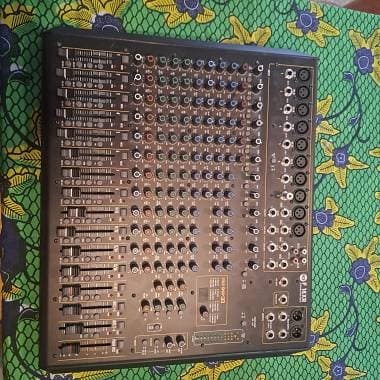Mixer 16 ch RCF F16XR