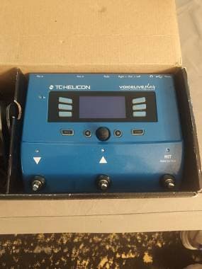 Pedaliera effetti voce - TC Helicon Voicelive Play