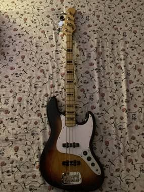 G&L Tribute Series JB 3-Tone Sunburst
