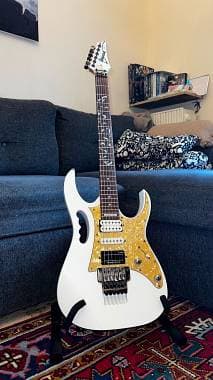 Ibanez Jem 555