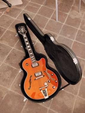 Epiphone Emperor Swingster Sunrise Orange - con custodia rigida