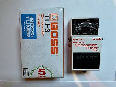 Boss Tu 3 chromatic tuner