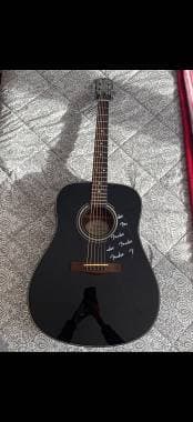 Vendo Fender DG11E Nera Lucida Made in Korea - ottime condizioni