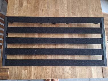 Spaceship 80 (pedaliera, pedalbord, pedaltrain, rockboard) scambio