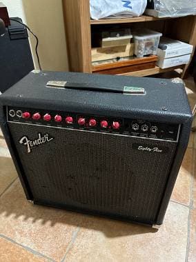Fender Eighty five
