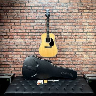 Martin D-28 Standard