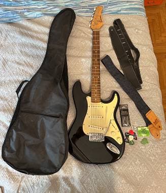 Tenson Stratocaster Style + Amplificatore Scream 15