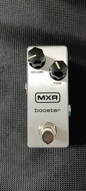 MXR M 293 booster mini