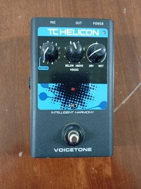 TC Helicon voice tone h1