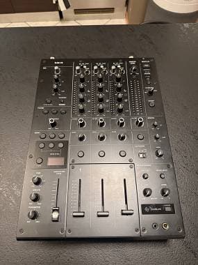 ALPHATHETA DJM V5 Mixer 3 canali