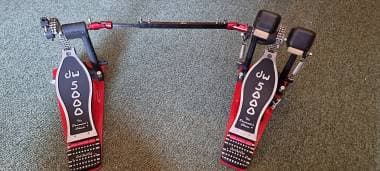 DW Dw5000 doppio pedale