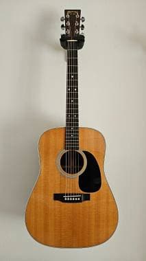 Martin D-28 Standard (2013) con L.R. Baggs e Case originale