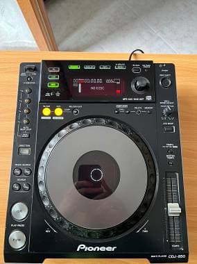 Pioneer CDJ 850