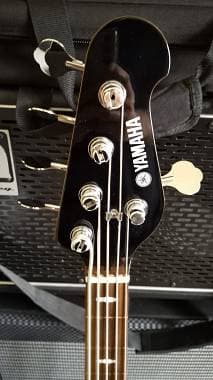 Yamaha BB415 fretless ** AUDIO A BREVE **