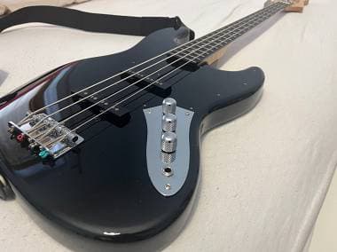 Farida Guitars Jazz Bass